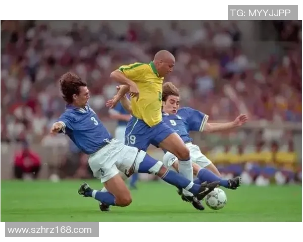 足球明星频频冲动打人事件合集精彩瞬间回顾